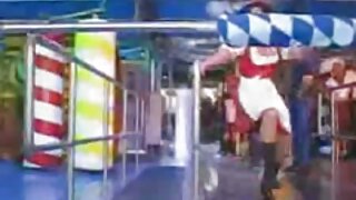Ruska crvena glava smećeg izgleda guta porno film srbija kurac i jaše ga licem u lice