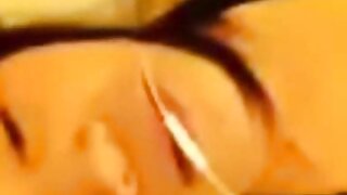 Pohotna božica seksa Lisa Sparxxx šalje svoj srbija porno video plijen na lupanje
