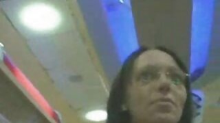 Plavokosa ravnateljica Ashley Jayne skida se gola i pokazuje svoje sise i srb porno sise