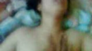 Nevjerojatno pušenje kinky etničke tinejdžerske bebe na POV porno srbi snimci