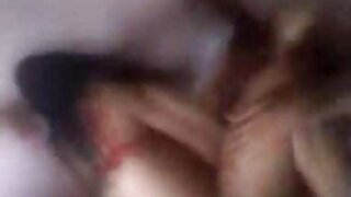 Tinejdžerka duge kose prodaje svoj anus za porno filmovi iz srbije jednu ružnu ogrlicu